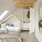 Kleene Slott